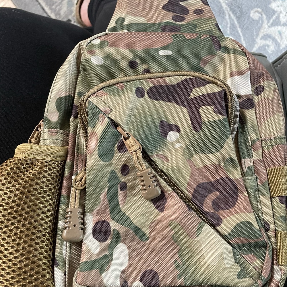 NWOT Camo One Shoulder Crossbody Bag